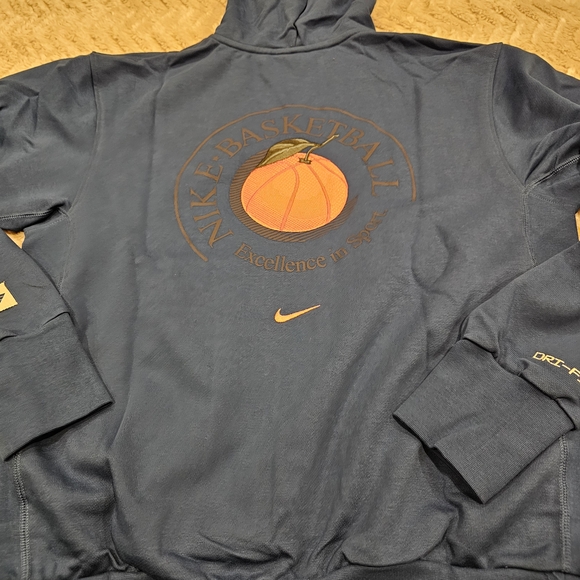 Nike Blue Pullover with Embroidered Logo - Picture 15 of 15